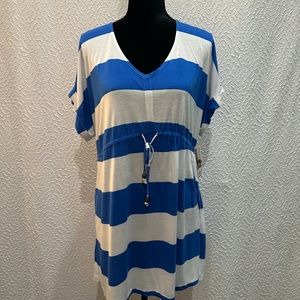 BRAND NEW Sonoma striped top (XL)
